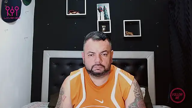 Snapshot of perverseveteranmanxxx chatting on 13, 3, 2025 perverseveteranmanxxx online show from 13, 3, 2025