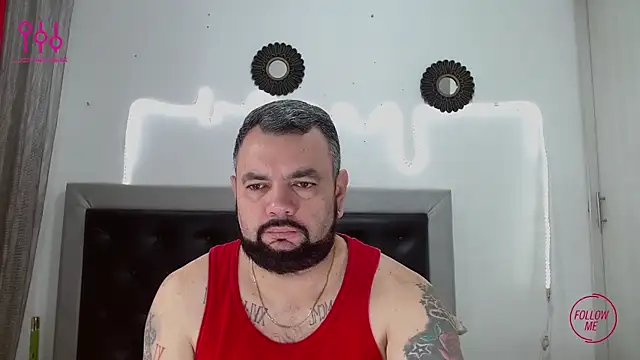 Snapshot of perverseveteranmanxxx chatting on 18, 9, 2025 perverseveteranmanxxx online show from 18, 9, 2025