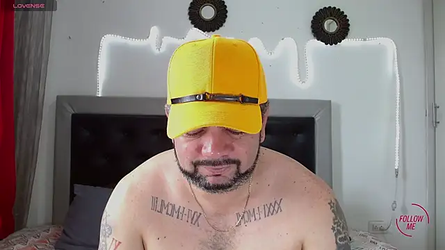 Snapshot of perverseveteranmanxxx chatting on 21, 10, 2025 perverseveteranmanxxx online show from 21, 10, 2025