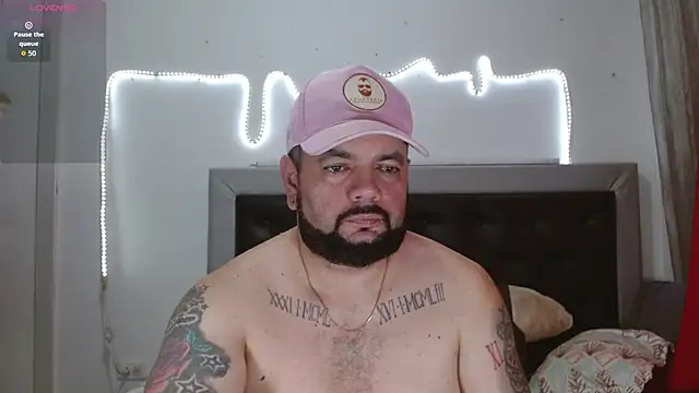 Snapshot of perverseveteranmanxxx chatting on 21, 11, 2025 perverseveteranmanxxx online show from 21, 11, 2025