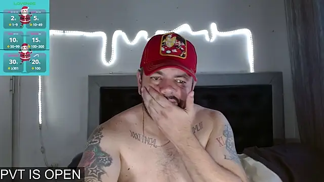 Snapshot of perverseveteranmanxxx chatting on 14, 12, 2025 perverseveteranmanxxx online show from 14, 12, 2025