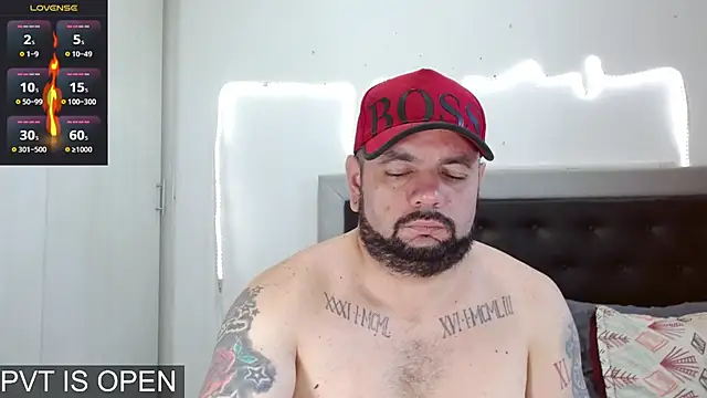 Snapshot of perverseveteranmanxxx chatting on 10, 1, 2026 perverseveteranmanxxx online show from 10, 1, 2026