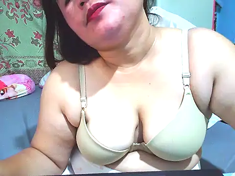 xsweetlover69x online show from 23, 6, 2026