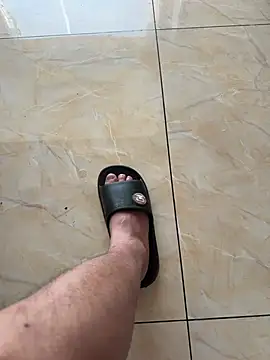 Crush002  online show from 12, 7, 2026