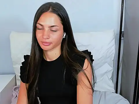 CarlaLovely online show from 28, 7, 2026