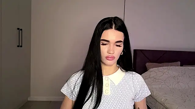 KarieEgge online show from 9, 6, 2026