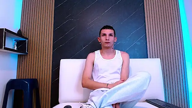 Isak Berekoa online show from 27, 5, 2026