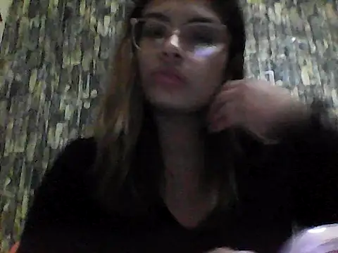 BabyCinnamon1 online show from 11, 6, 2026