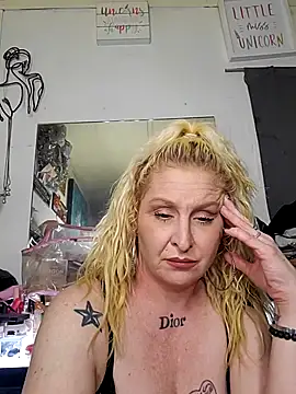NutNmyGUTdaddy online show from 4, 6, 2026