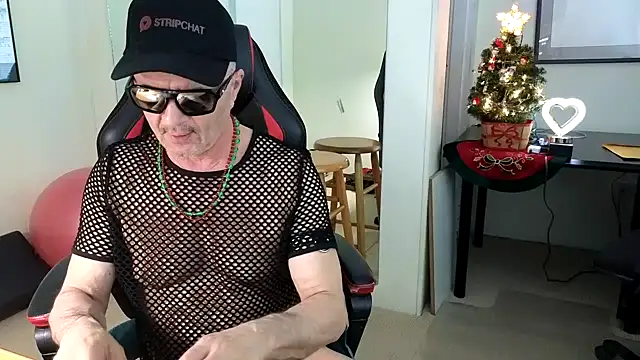 Snapshot of hotdadbod chatting on 21, 12, 2024 hotdadbod online show from 21, 12, 2024