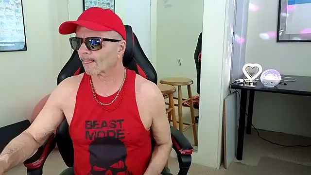 Snapshot of hotdadbod chatting on 30, 12, 2024 hotdadbod online show from 30, 12, 2024