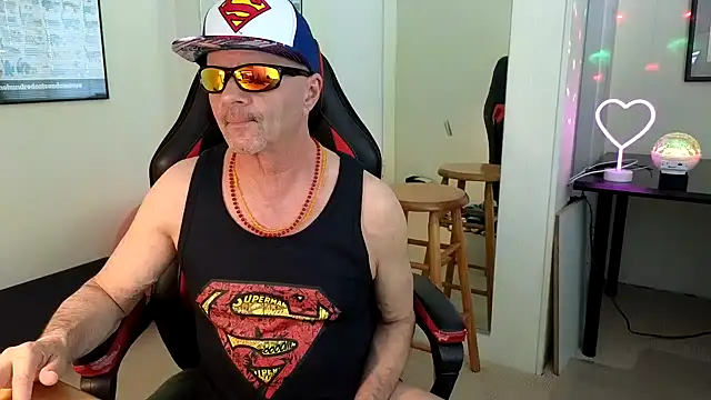 Snapshot of hotdadbod chatting on 10, 1, 2025 hotdadbod online show from 10, 1, 2025