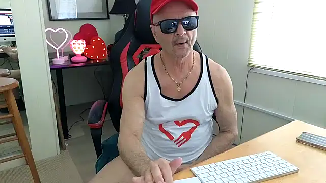 Snapshot of hotdadbod chatting on 15, 2, 2025 hotdadbod online show from 15, 2, 2025