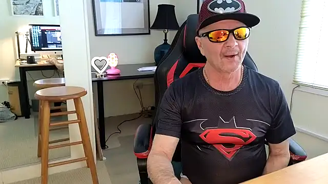 Snapshot of hotdadbod chatting on 20, 2, 2025 hotdadbod online show from 20, 2, 2025
