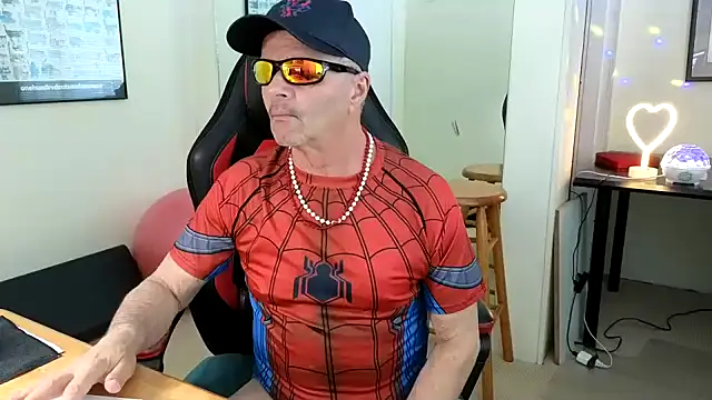 Snapshot of hotdadbod chatting on 2, 3, 2025 hotdadbod online show from 2, 3, 2025