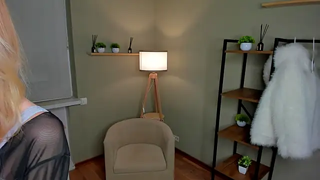 PlushyMood online show from 5, 6, 2026