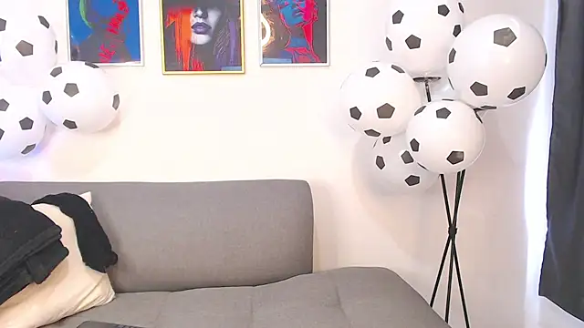 Jacky Smith1 online show from 25, 6, 2026