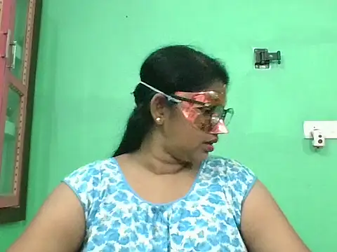 Snapshot of Kavya17 chatting on 2, 7, 2026 Kavya17 online show from 2, 7, 2026