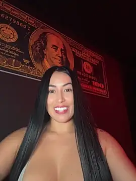Snapshot of areviklusine1 chatting on 2, 7, 2026 areviklusine1 online show from 2, 7, 2026