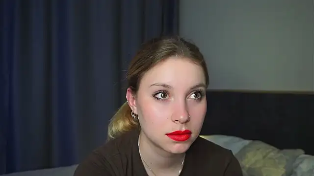 Snapshot of Sairallyn chatting on 18, 5, 2026 Sairallyn online show from 18, 5, 2026