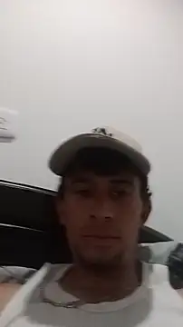 Snapshot of El_CharlyX69X chatting on 8, 6, 2026 El CharlyX69X online show from 8, 6, 2026