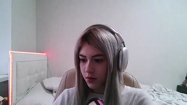 Snapshot of lettiegray chatting on 16, 5, 2026 lettiegray online show from 16, 5, 2026