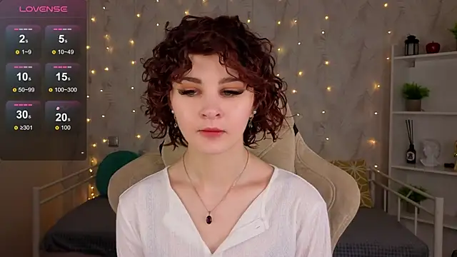 Snapshot of Kira__Fluffy chatting on 14, 6, 2026 Kira Fluffy online show from 14, 6, 2026