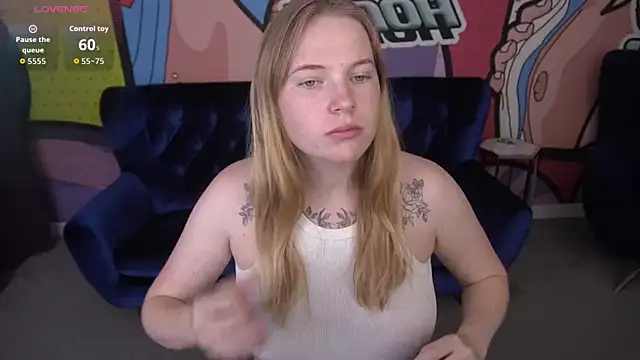 Snapshot of NikkyReyyy chatting on 18, 6, 2026 NikkyReyyy online show from 18, 6, 2026