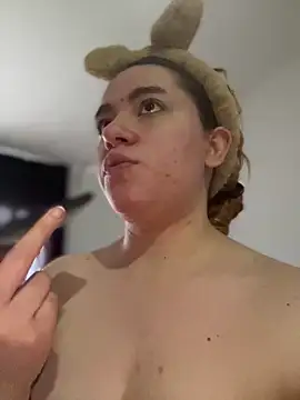 NikkiNix online show from 2, 7, 2026