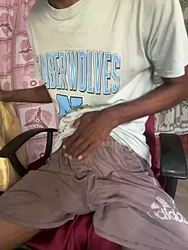 Snapshot of Inuchethi chatting on 5, 1, 2025 Inuchethi online show from 5, 1, 2025