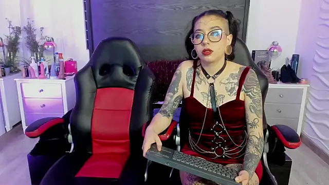 inkedsinners  online show from 24, 6, 2026