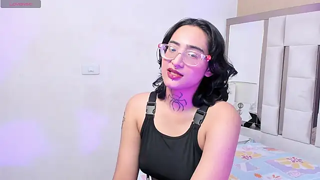 Spider WebbedX online show from 27, 6, 2026