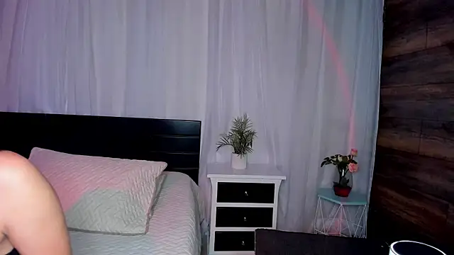 Snapshot of EvaSoto chatting on 2, 7, 2026 EvaSoto online show from 2, 7, 2026