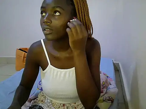 Snapshot of BUNNY_BLISS1 chatting on 17, 5, 2026 BUNNY BLISS1 online show from 17, 5, 2026