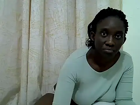 ebony dessy online show from 18, 5, 2026