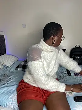 Snapshot of Miss-Temptasion chatting on 28, 6, 2026 Miss-Temptasion online show from 28, 6, 2026