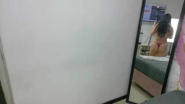 Snapshot of ObsessionRoom chatting on 3, 7, 2026 ObsessionRoom online show from 3, 7, 2026