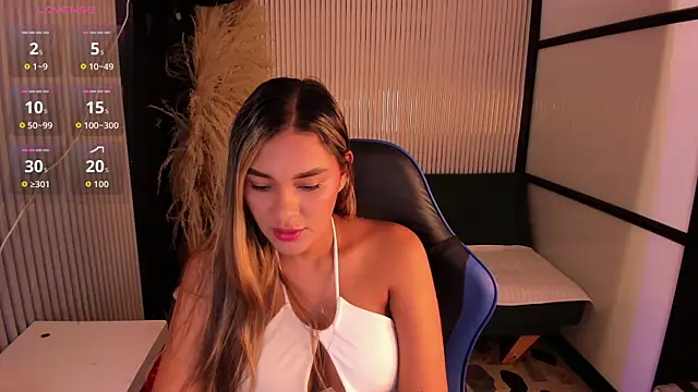 SophieWatson  online show from 19, 6, 2026