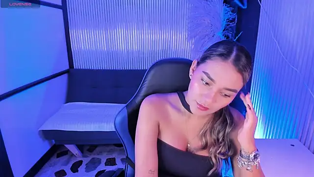 SophieWatson  online show from 20, 6, 2026