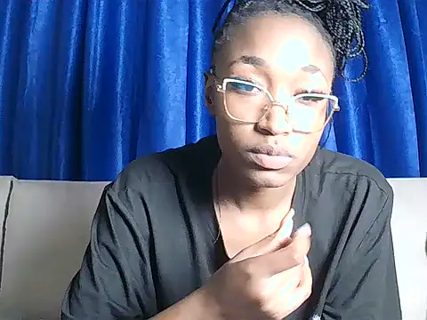 pinky aura22 online show from 3, 7, 2026