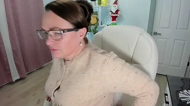 Vika73 online show from 3, 12, 2024