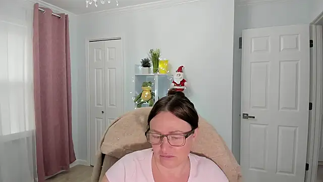 Vika73 online show from 10, 12, 2024