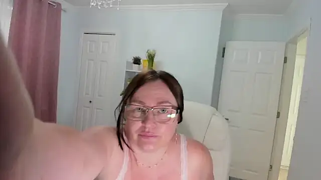 Vika73 online show from 14, 2, 2025