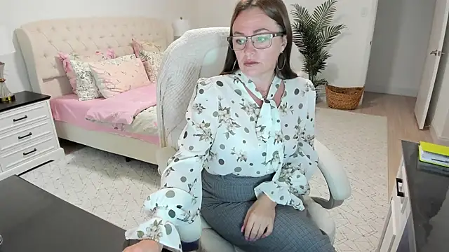 Snapshot of Vika73 chatting on 27, 6, 2026 Vika73 online show from 27, 6, 2026