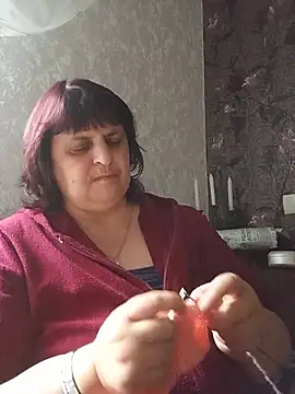 Snapshot of LisichkaOksana chatting on 3, 6, 2026 LisichkaOksana online show from 3, 6, 2026