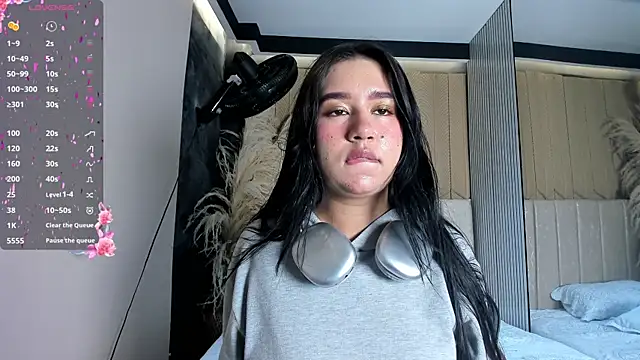 SweetNova1 online show from 19, 6, 2026