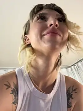 TeaseBabeXXX online show from 13, 6, 2026