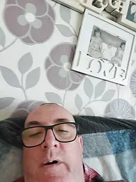 bigdickpeter78 online show from 25, 5, 2026