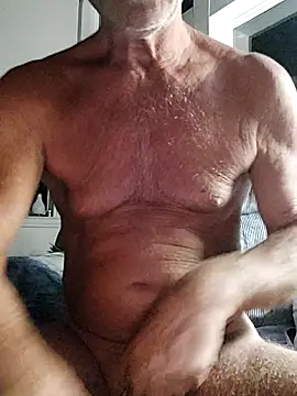 Snapshot of daddygil69 chatting on 7, 7, 2026 daddygil69 online show from 7, 7, 2026
