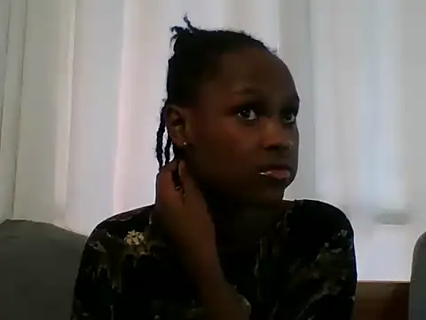 Sleek petite online show from 21, 6, 2026